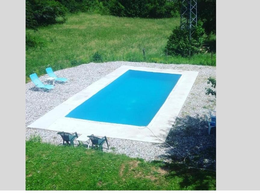 Turisticki Kompleks - Montana Tjentiste Kamer foto