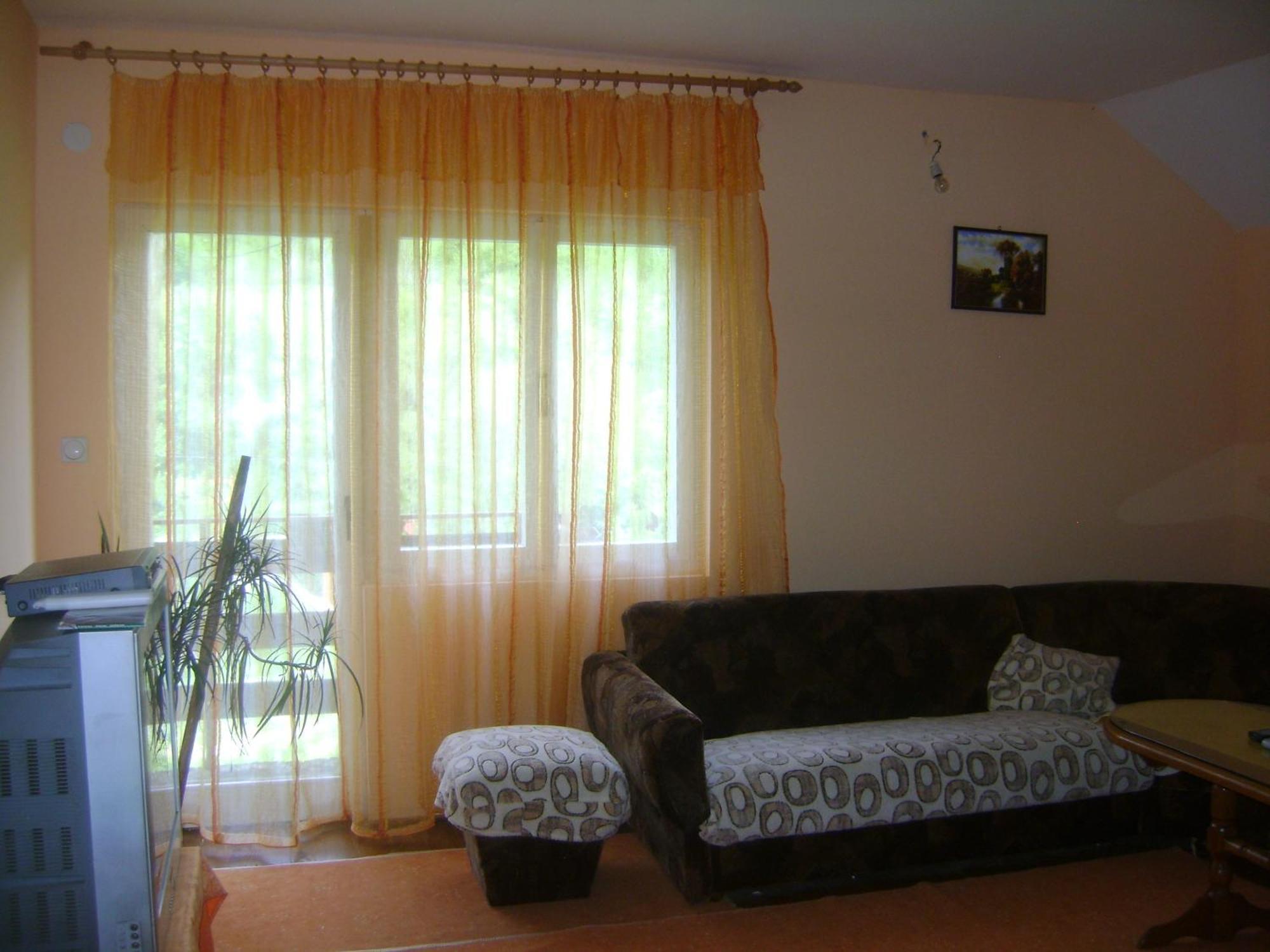 Turisticki Kompleks - Montana Tjentiste Kamer foto
