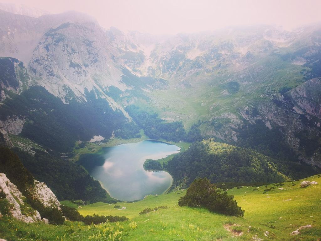 Turisticki Kompleks - Montana Tjentiste Buitenkant foto